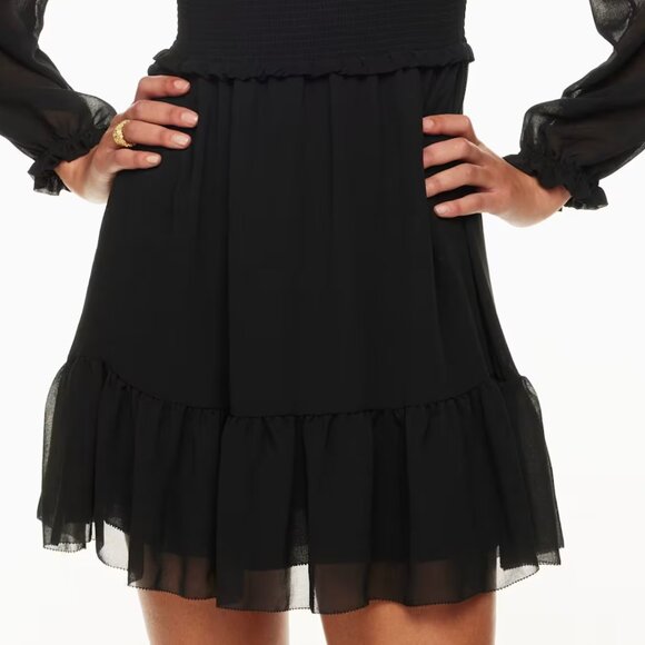 ARITZIA - WILFRED - New Tempest Smocked Chiffon Dress - Black - M - Picture 8 of 12